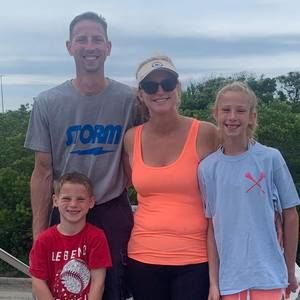 Meet your Posher, Kelly